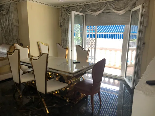 GRAN CASA EN VENTA EN URB. CAN CASAS — 14