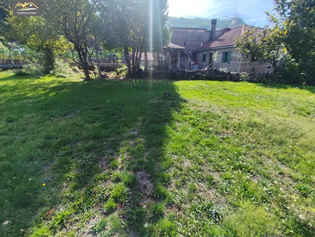 SE VENDE PARCELA DE 874 M2 CON CASA DE PIEDRA DE 247 M2 AMBA - foto 5