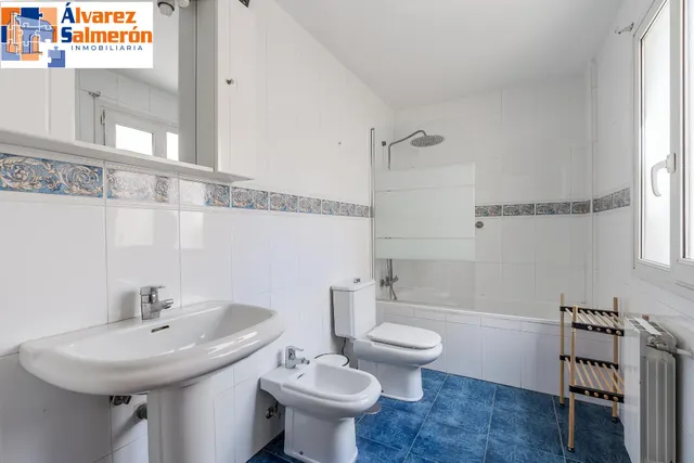 ¡oportunidad! casa junto a estación de autobuses — 17