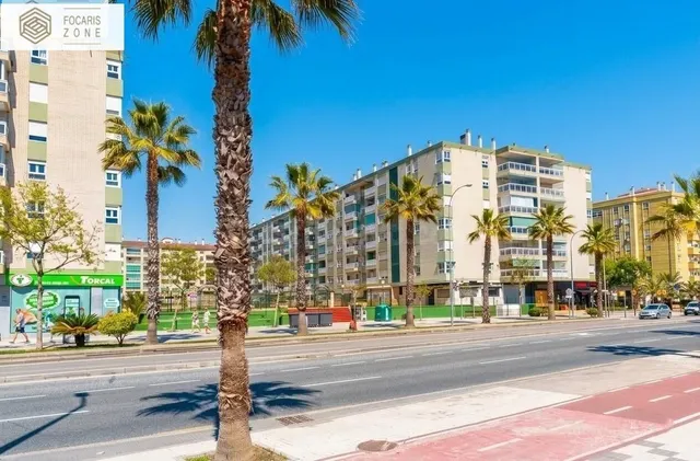 PRECIOSO PISO FRENTE AL MAR — 2