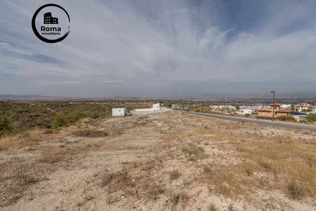 Terreno urbano de 750 m2 en Altos de La Zubia. Parcelas 14 de la manzana L y parcela 17 de la manzana M — 29