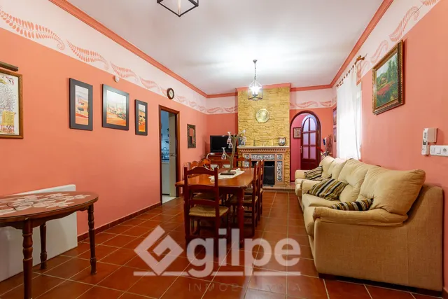 Chalet en venta en Marchena. — 12
