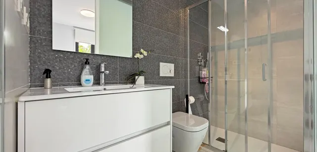 Apartamento 2 habitaciones 72m² en venta - PAU 8 — 9