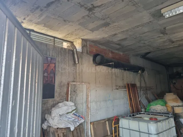 BAJO DE 164 M2 EN EL VALDÉS | TECHOS MUY ALTOS | IDEAL LOCAL - foto 4