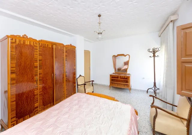 Gran casa en venta en nigüelas — 15