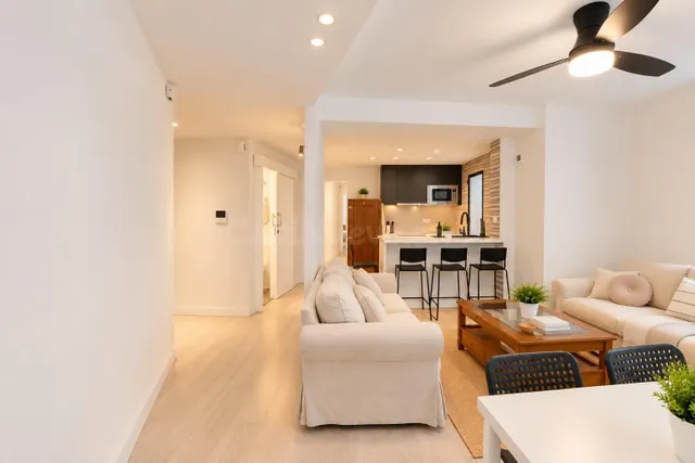 Piso reformado de 113 m2 en pleno centro de Murcia con 4 dor - foto 5