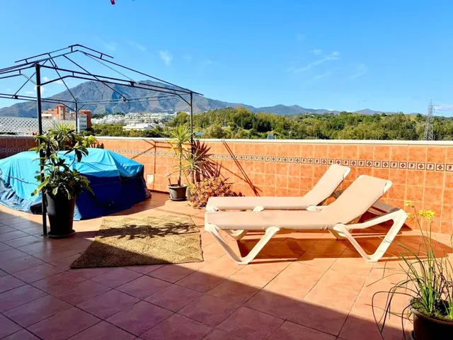 Exclusivo ático con gran potencial de rentabilidad en una de - foto 3
