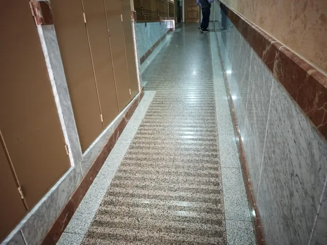PISO EN ALBATERA!! — 32