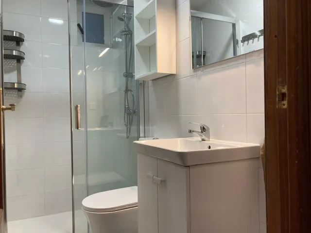ESTUDIANTES!! 5 habitaciones EN PISO REFORMADO — 15