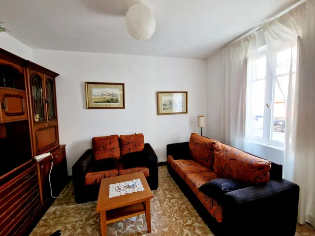 EXCLUSIVO CONJUNTO DE DOS CASAS CON JARDÍN Y GARAJE A 300 METROS DE LA PLAYA DE A RAPADOIRA – FOZ — 25