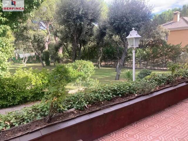 URBANIZACIÓN EL MONTICO — 7