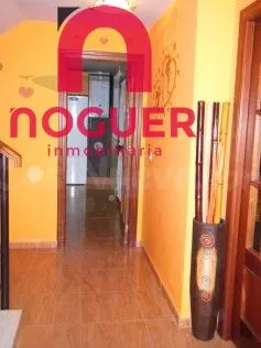 CASA EN LA VICTORIA DE DOS PLANTAS - foto 2