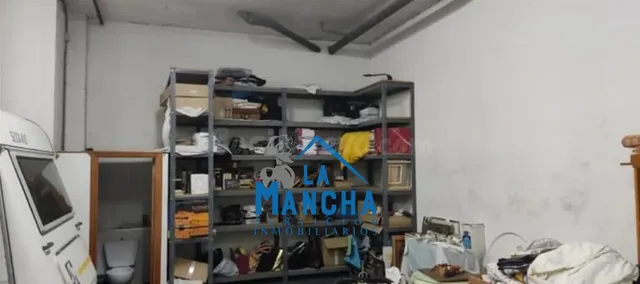 INMOBILIARIA LA MANCHA VENDE LOCAL COMERCIAL ZONA BARRIO DEL - foto 4