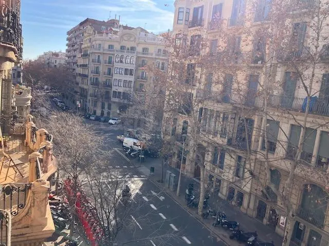 ESPECTACULAR PISO REFORMADO EN CALLE BRUC - DIAGONAL - foto 4