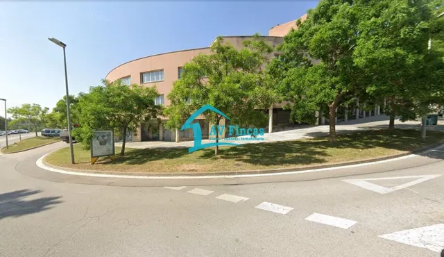 EDIFICIO DE OFICINAS EN VENTA, EN SANTA COLOMA DE CERVELLO - foto 4