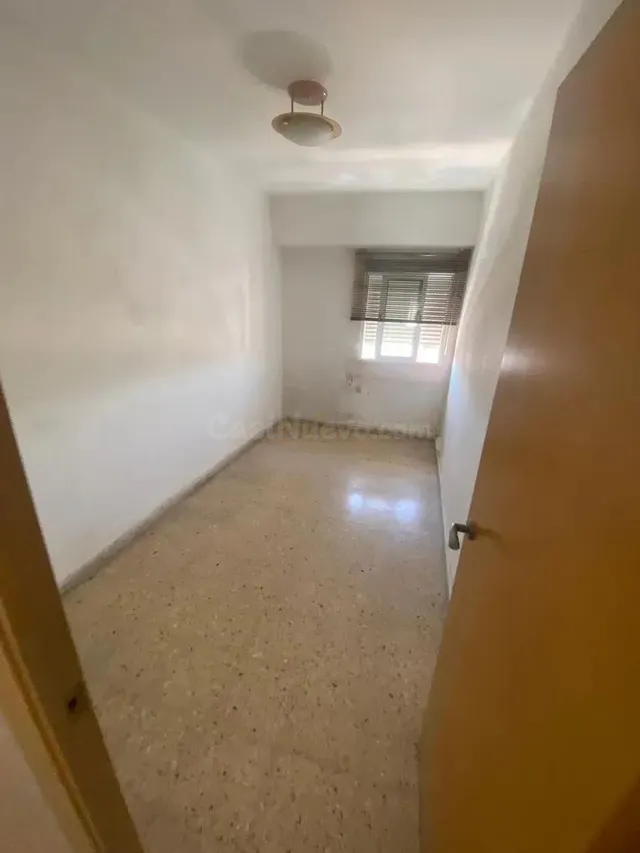 Se vende piso en Paterna, Valencia — 25