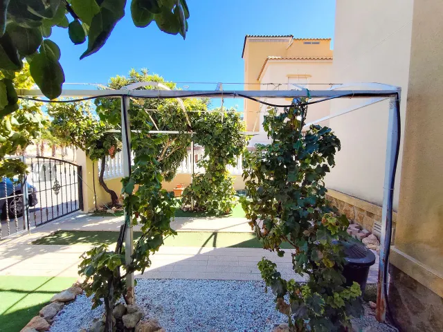 Apartamento 2 habitaciones 68m² en venta - Lomas de Cabo Roig — 28