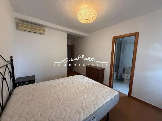 PISO ALQUILER LUMINOSO CON PISCINA COMUNITARIA — 10