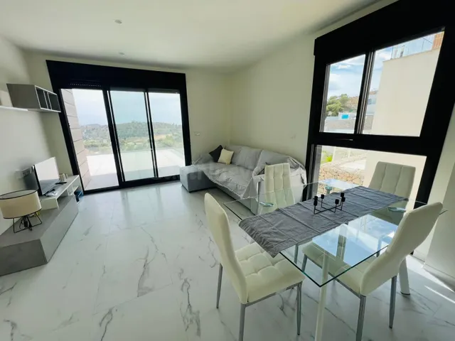 SE ALQUILA APARTAMENTO EN BALCÓN DE FINESTRAT - foto 5