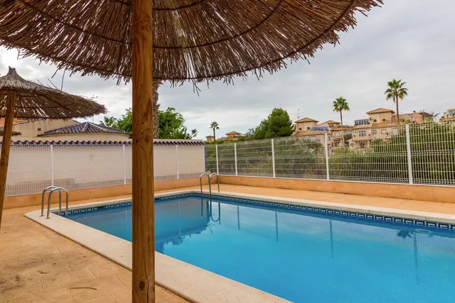 Casa 3 habitaciones 85m² en venta - La Zenia — 26