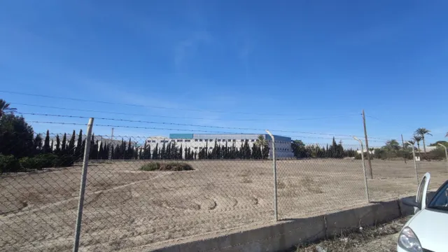 EXCELENTE UBICACIÓN A 1.5 KM DEL CASCO URBANO. — 5