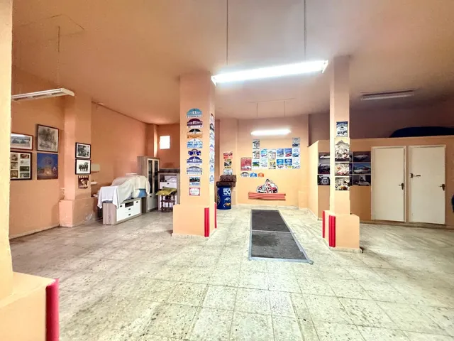 Local comercial 130m² en venta - Costa Del Sol - foto 2