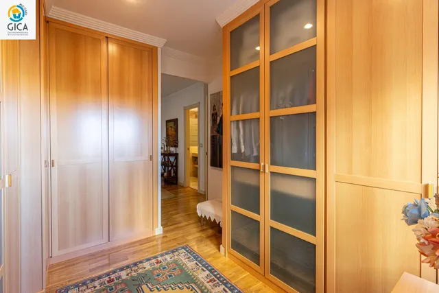 AMPLIO PISO CON VESTIDOR EN ZONA PARQUE ATLÁNTICO — 28