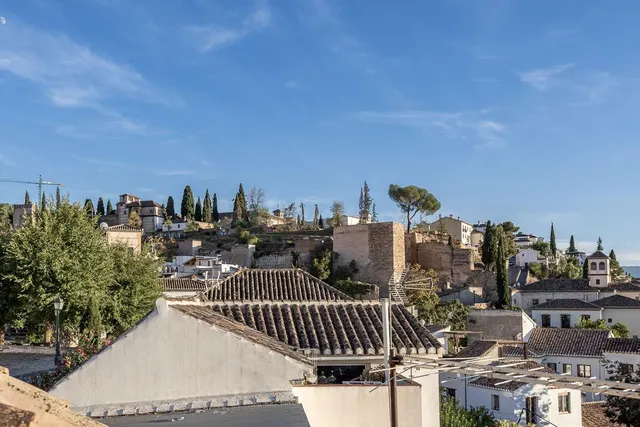 CASA SINGULAR EN ALBAICÍN JUNTO A PUERTA DE ELVIRA — 2