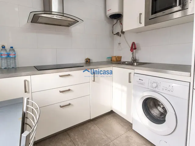CHALET INDEPENDIENTE · 2 VIVIENDAS · PARCELA DE 422 M2 — 40