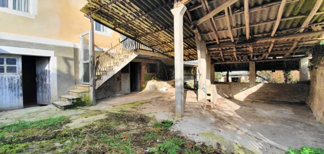 Casa y terreno de 3.000 m2. — 12
