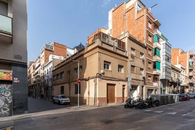 Parking 10m² en alquiler - Barcelona — 47