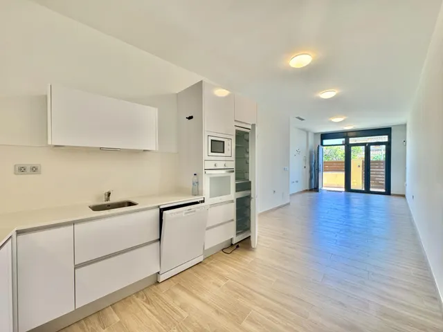 Encanto mediterráneo a solo 500 metros del mar — 13