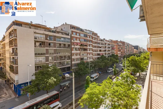 Piso con terraza y gran potencial junto a Camino de Ronda — 8