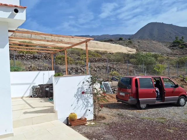 Finca con encanto en Playa San Juan - foto 2