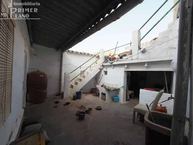 *Casa de 2 plantas en avda Don Antonio Huertas, con 182 m2 y - foto 3