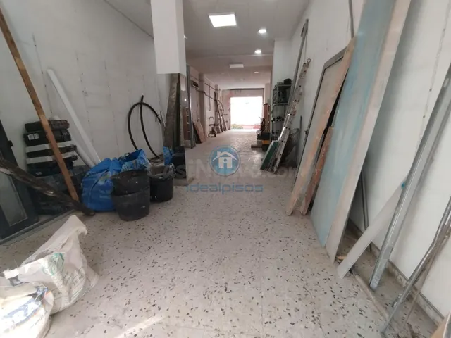 LOCAL COMERCIAL EN CAMPOAMOR