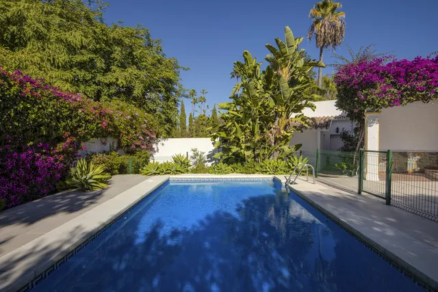 Chalet 4 habitaciones 230m² en venta - Marbella