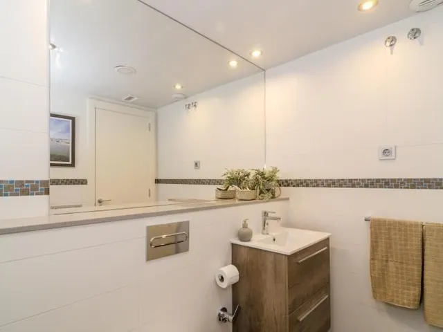 ALQUILER TEMPORAL Piso en Sitges zona San Sebastian-Aiguadolç — 10