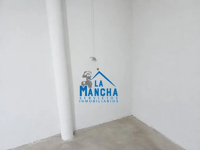 *150.000€* INMOBILIARIA LA MANCHA VENDE LOCAL RECIÉN REFORMADO EN LA ZONA EL PILAR DE 150M2. — 13