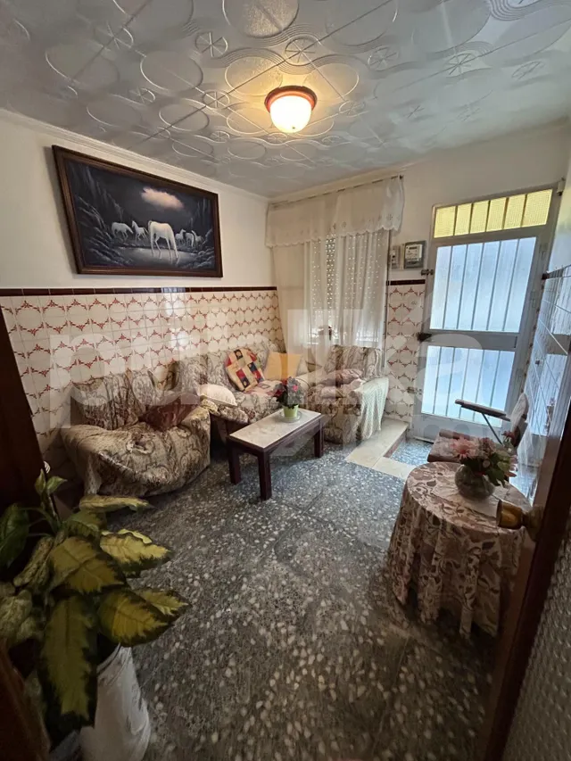 Vivienda unifamiliar con VADO en el corazón de Santa Pola - foto 4