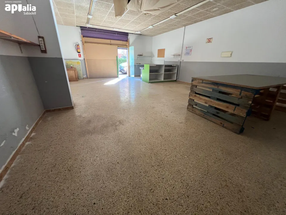 LOCAL COMERCIAL EN CAN RULL
