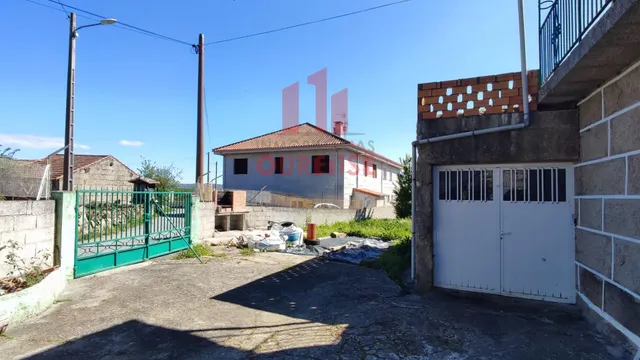 CASA DE PIEDRA CON PARCELA EN XUNQUEIRA DE AMBÍA, PRÓXIMA A SANDIÁS. — 3