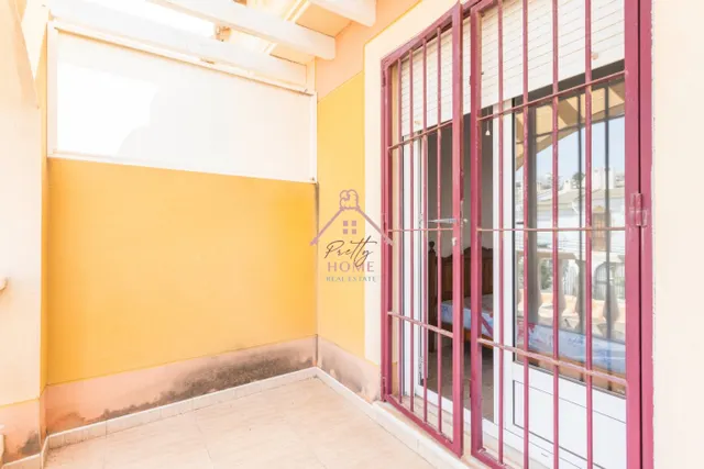 Triplex para vivir todo el año zona céntrica — 15