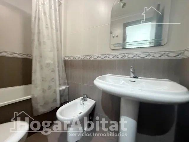 Reformado con patio cerca de la playa — 30