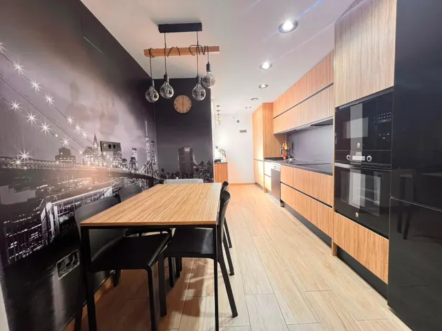 Piso 3 habitaciones 70m² en venta - Carrefour — 24