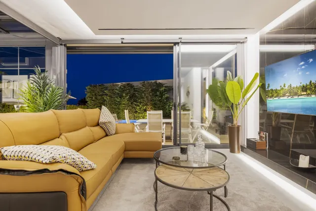 Chalet 4 habitaciones 263m² en venta - Riviera del sol — 48