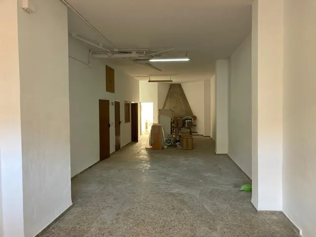 VENTA DE LOCAL COMERCIAL CENTRICO EN BENIFAIO — 4