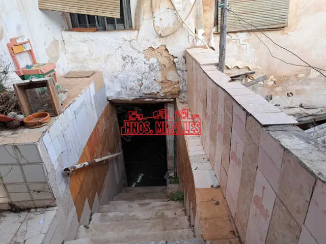 INTERESANTE CASA PARA REFORMAR EN ASPE — 10