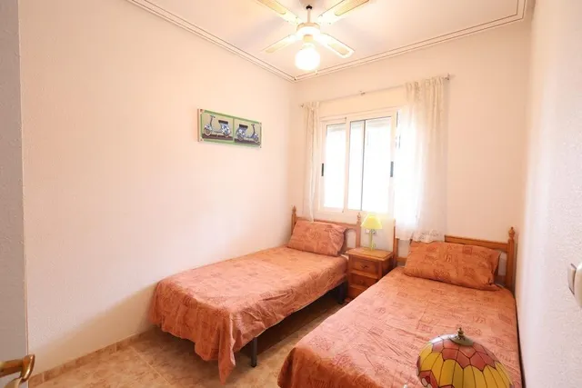 La Zenia Bungalow planta alta con parcela — 12
