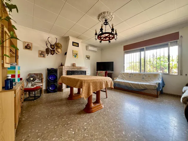 TU REFUGIO EN EL CAMPO: FINCA CON PISCINA, HUERTO Y CASA DE 3 PLANTAS — 18